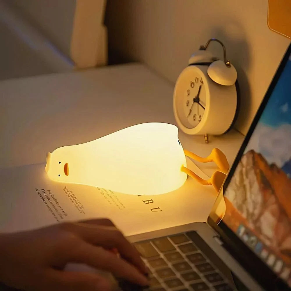 Bemloria™ Silicone Touch Night Light🔮